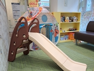 kidsroom2.JPG